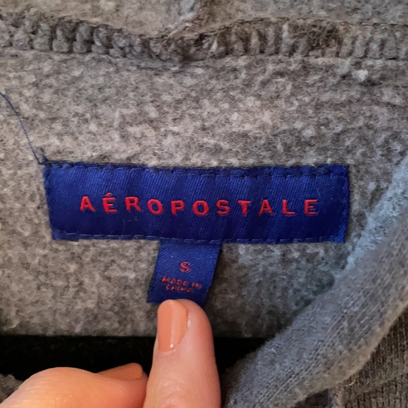 Aeropostale cropped sweater! - Picture 2 of 2